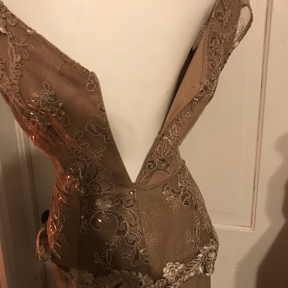 Stunning beautiful mother of the bride dress size: S  by: Candalite - Picture 5 of 14